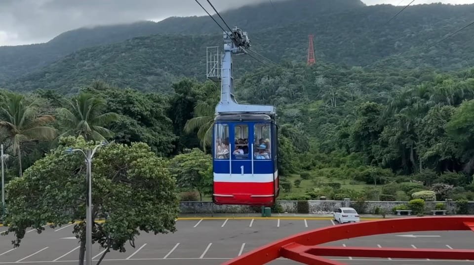 Waterfalls excursion amber cove Taino bay & transportation - Bild 2