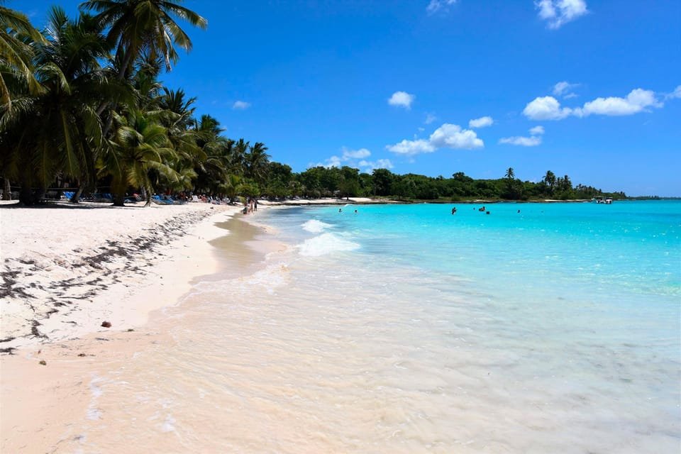 Catamaran Tour to Saona Island: Lunch & Open Bar Experience - Obrázek 8