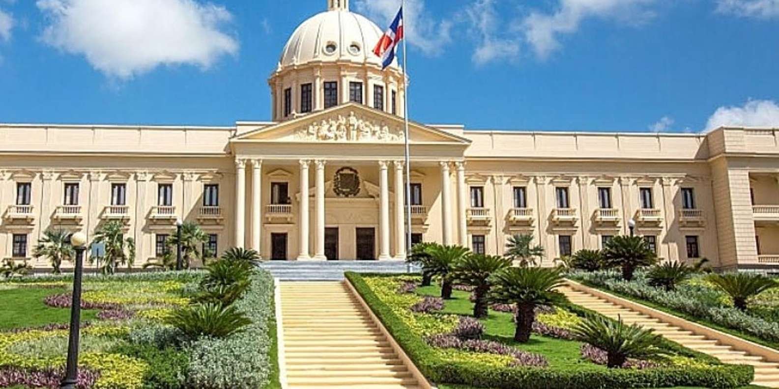 Excursion: Colonial City, Colón Lighthouse and 3 Eyes Park - Imagen 14