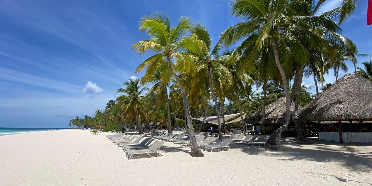 Saona Island Tour: Catamaran & Speedboat - All Inclusive - Immagine 4